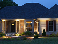 Front yard landscape lighting